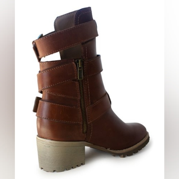 Von Dutch Stayvertical Leather Bootie - Picture 10 of 13